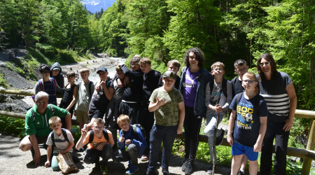 Partnachklamm, Bergtouren und Skisprungschanze – Schüler erkunden mit ihren Schulsozialarbeiterinnen die Zugspitzregion